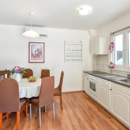 Petar Willa Svinisce