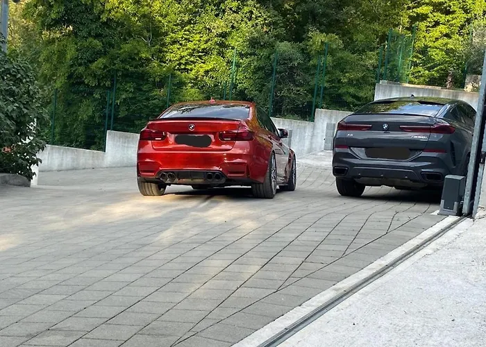 Petar Villa Svinisce