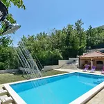 Villa Petar *